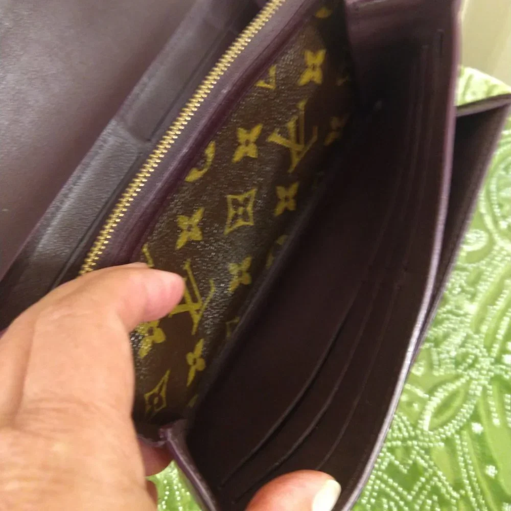 Louis Vuitton Monogram Elysee Wallet - Picture 10 of 15